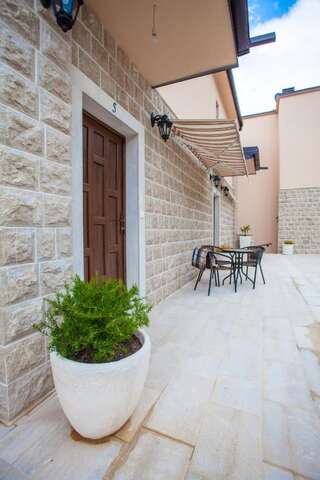 Апартаменты Rosmarino Свети-Стефан Апартаменты с 2 спальнями-2